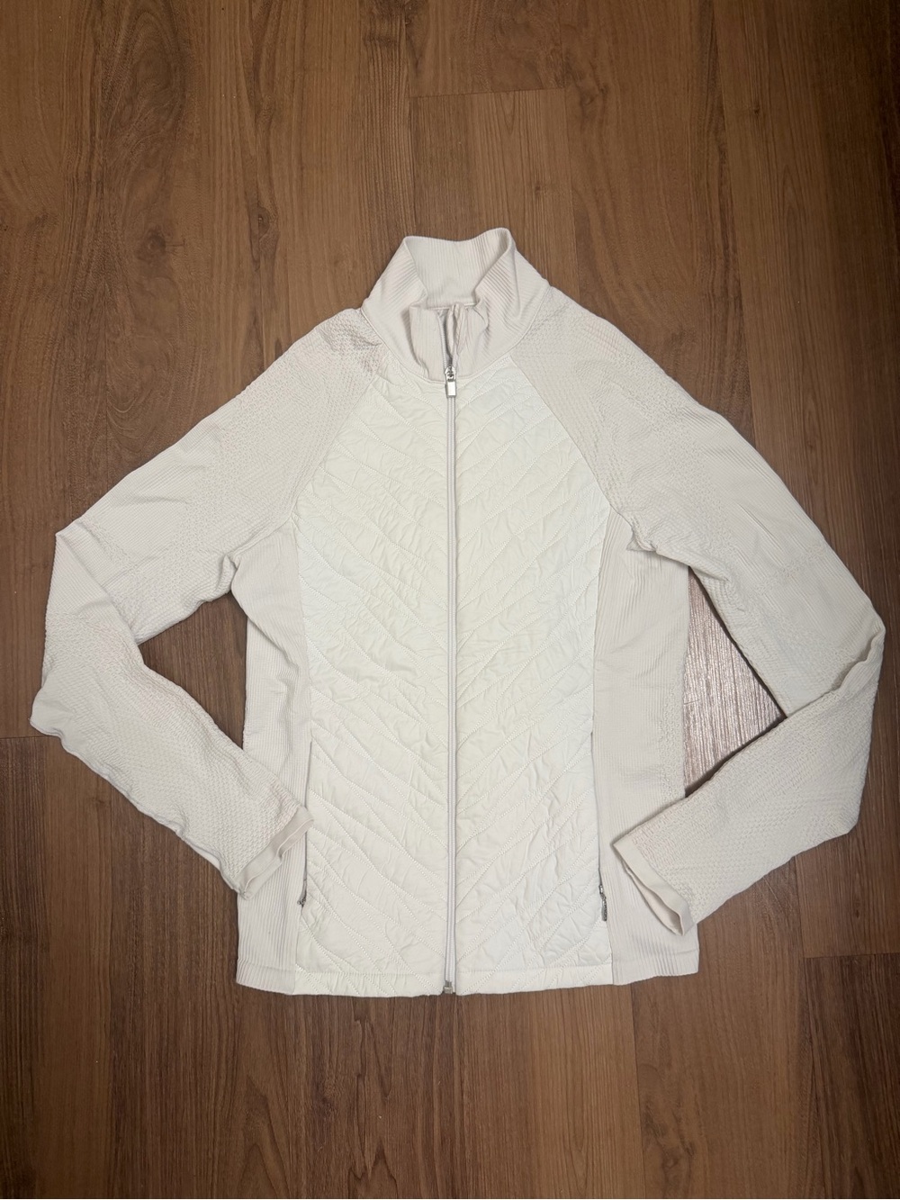 Athleta Flurry Force White Quilted Front Zipper Jacket